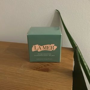 La Mer eye concentrate new in box. 15oz large size